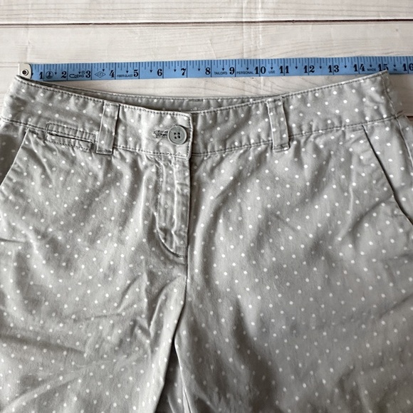 Ann Taylor Gray Polka Dot Women's Shorts - Picture 5 of 8